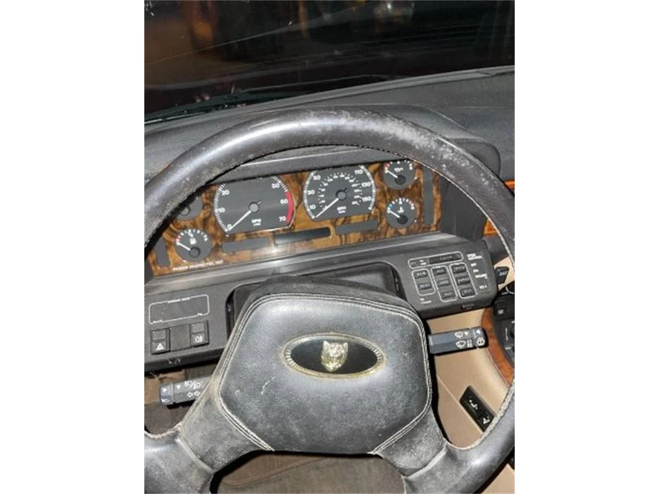 1990 Jaguar XJ40 XJ - Image 12 of 24