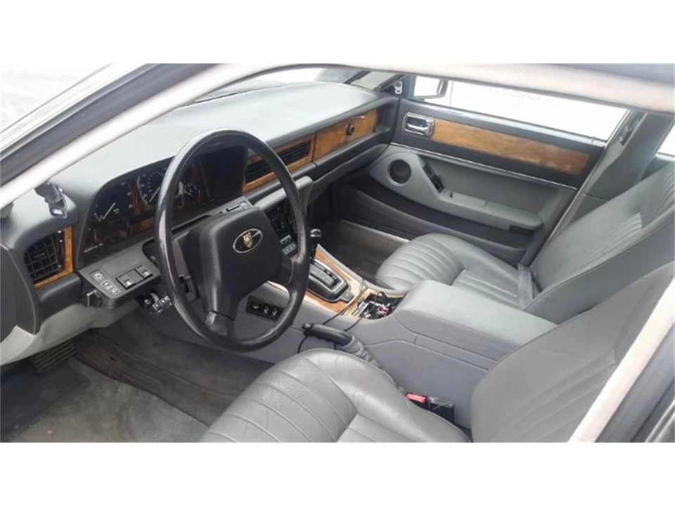 1990 Jaguar XJ40 XJ - Image 3 of 4