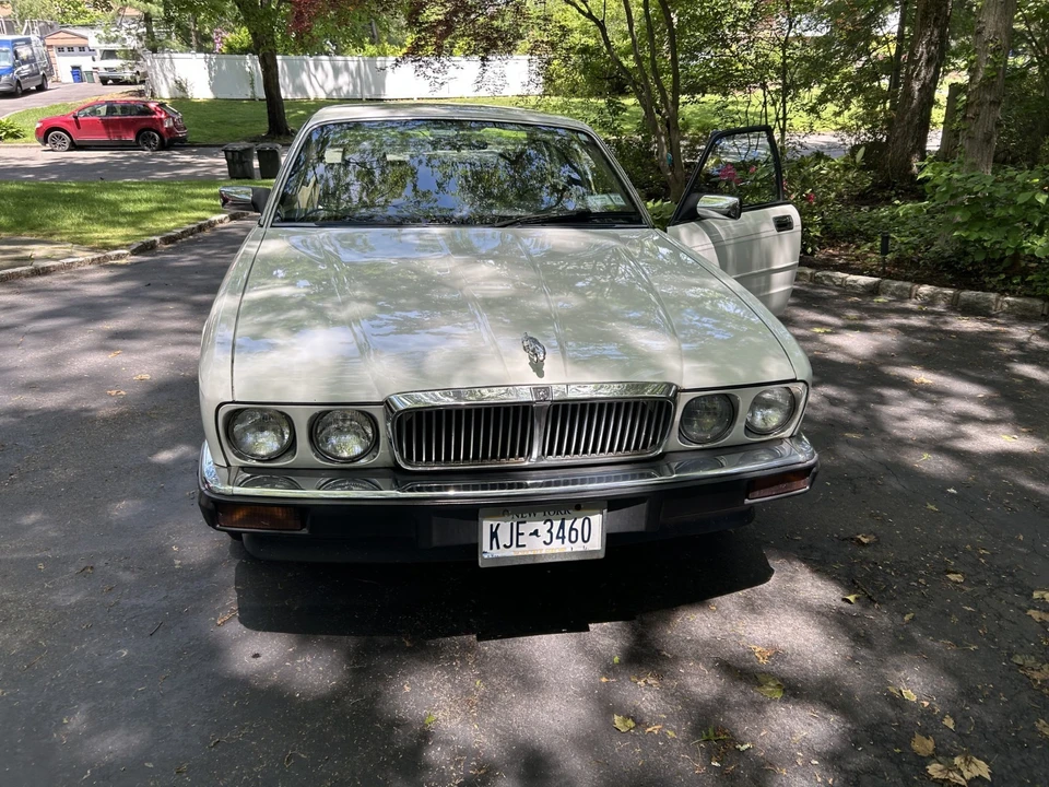 1990 Jaguar XJ40 XJ - Image 2 of 6