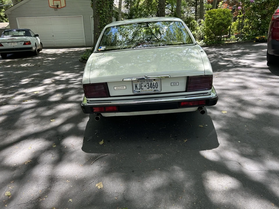 1990 Jaguar XJ40 XJ - Image 6 of 6