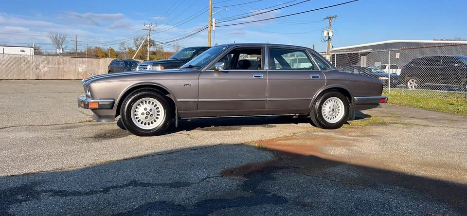 1990 Jaguar XJ40 XJ - Image 4 of 18