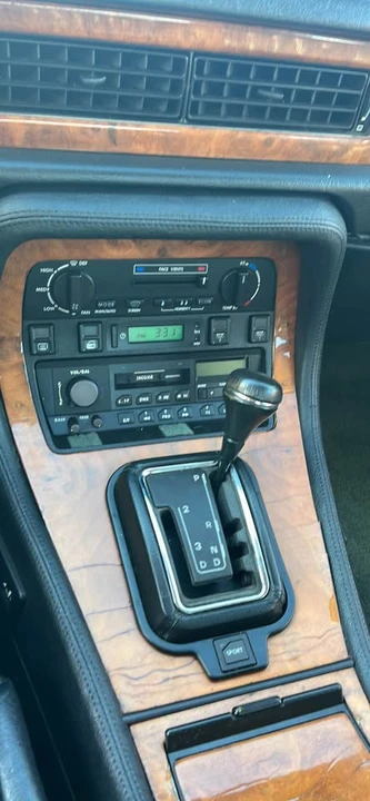 1990 Jaguar XJ40 XJ - Image 18 of 18