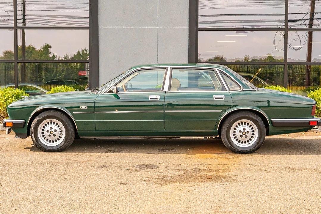 1990 Jaguar XJ40 XJ - Image 4 of 31