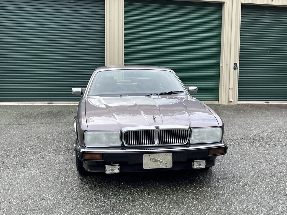 1990 Jaguar XJ Series 3 - Image 4 of 17