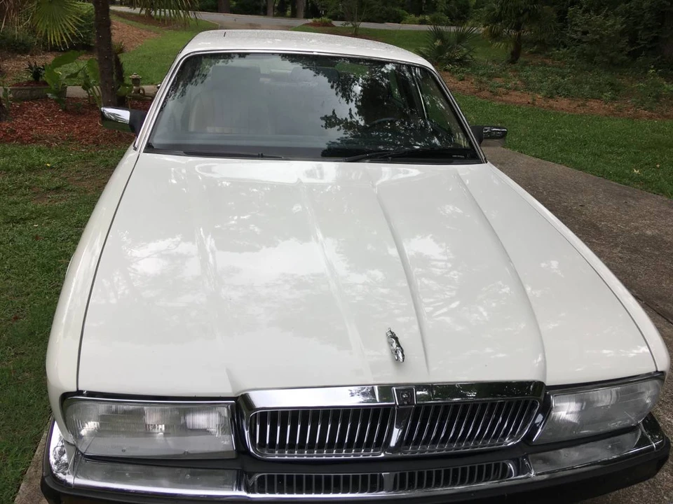1990 Jaguar XJ40 XJ - Image 2 of 17