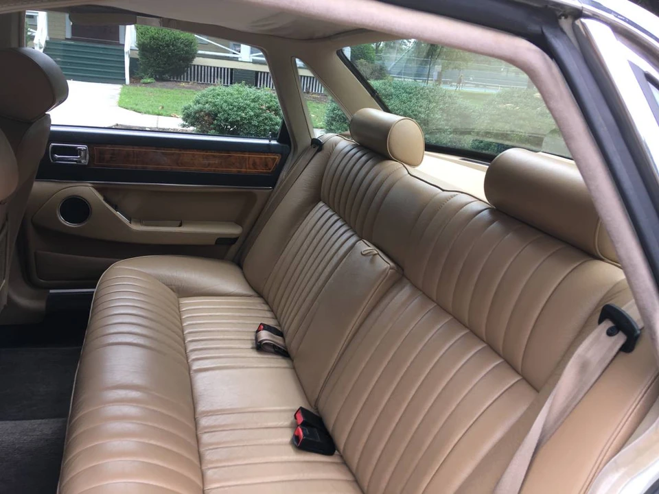 1990 Jaguar XJ40 XJ - Image 9 of 17