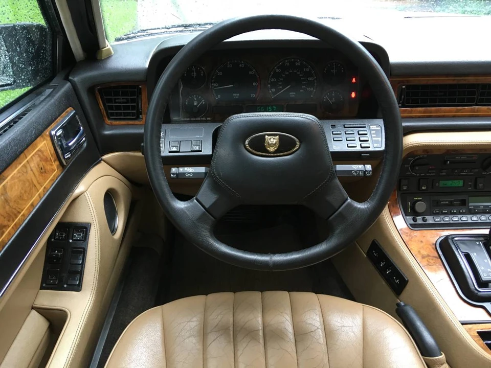 1990 Jaguar XJ40 XJ - Image 8 of 17