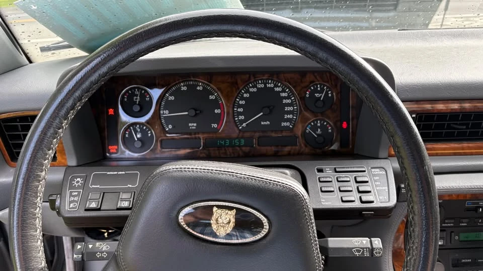 1990 Jaguar XJ40 XJ - Image 4 of 11