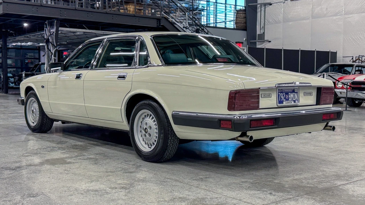 1990 Jaguar XJ40 XJ - Image 11 of 31