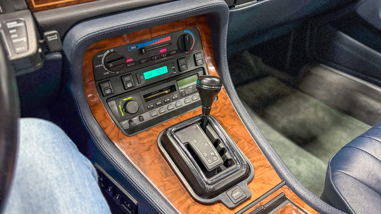 1990 Jaguar XJ40 XJ - Image 31 of 31