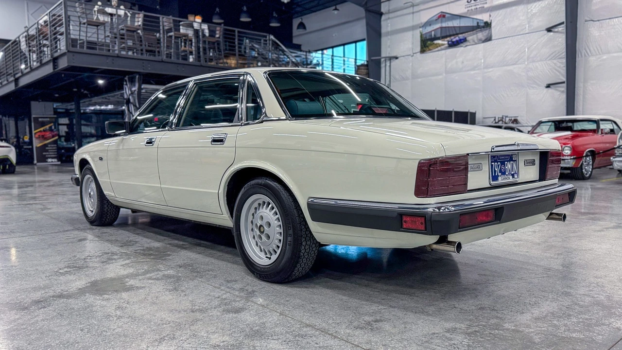 1990 Jaguar XJ40 XJ - Image 12 of 31