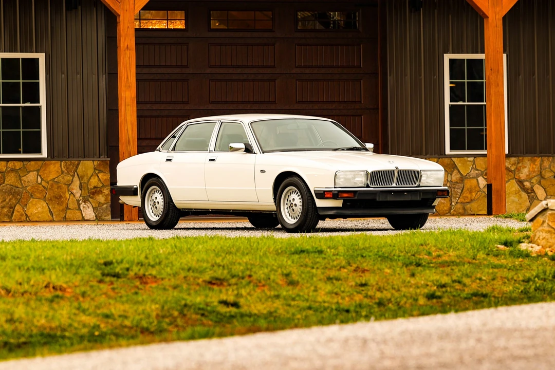 1990 Jaguar XJ40 XJ - Image 9 of 31