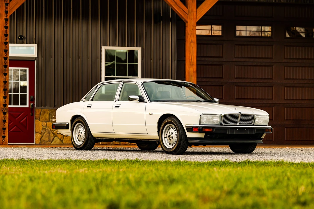 1990 Jaguar XJ40 XJ - Image 11 of 31