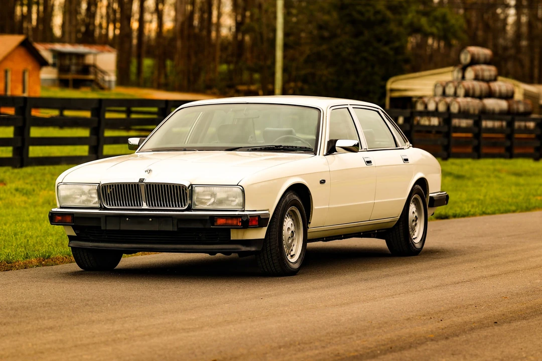 1990 Jaguar XJ40 XJ - Image 19 of 31