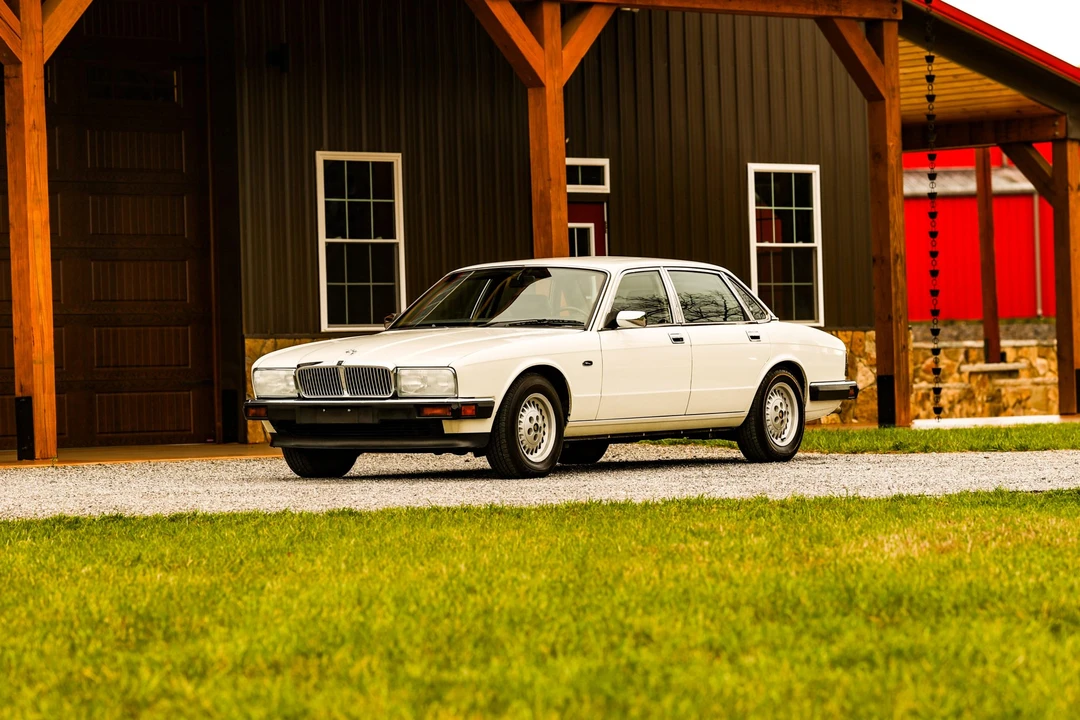 1990 Jaguar XJ40 XJ - Image 25 of 31