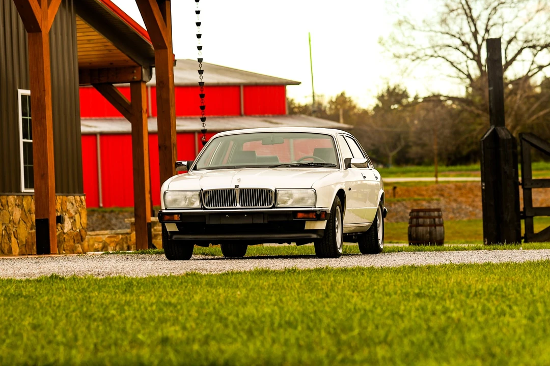 1990 Jaguar XJ40 XJ - Image 17 of 31