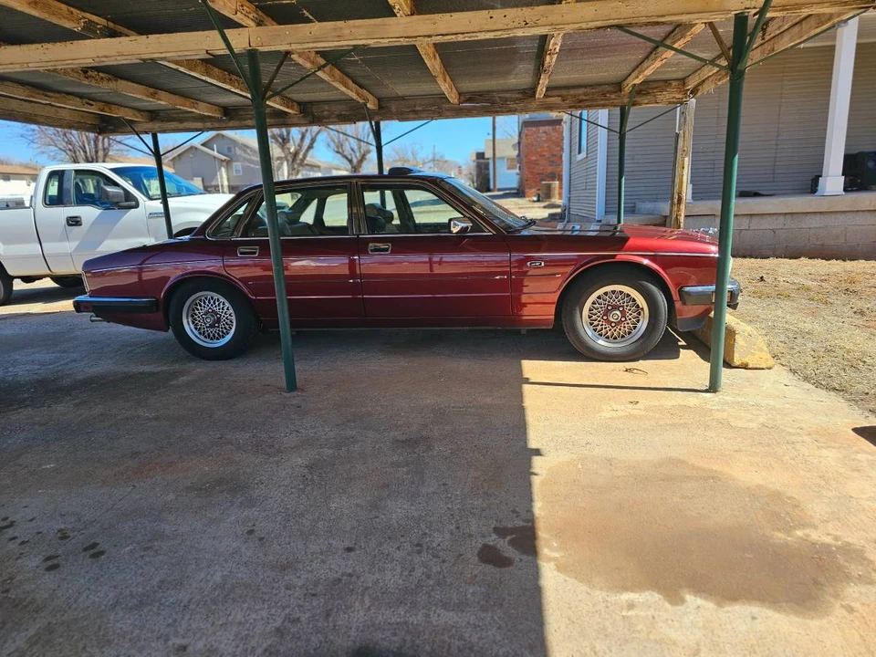 1990 Jaguar XJ40 XJ - Image 10 of 17
