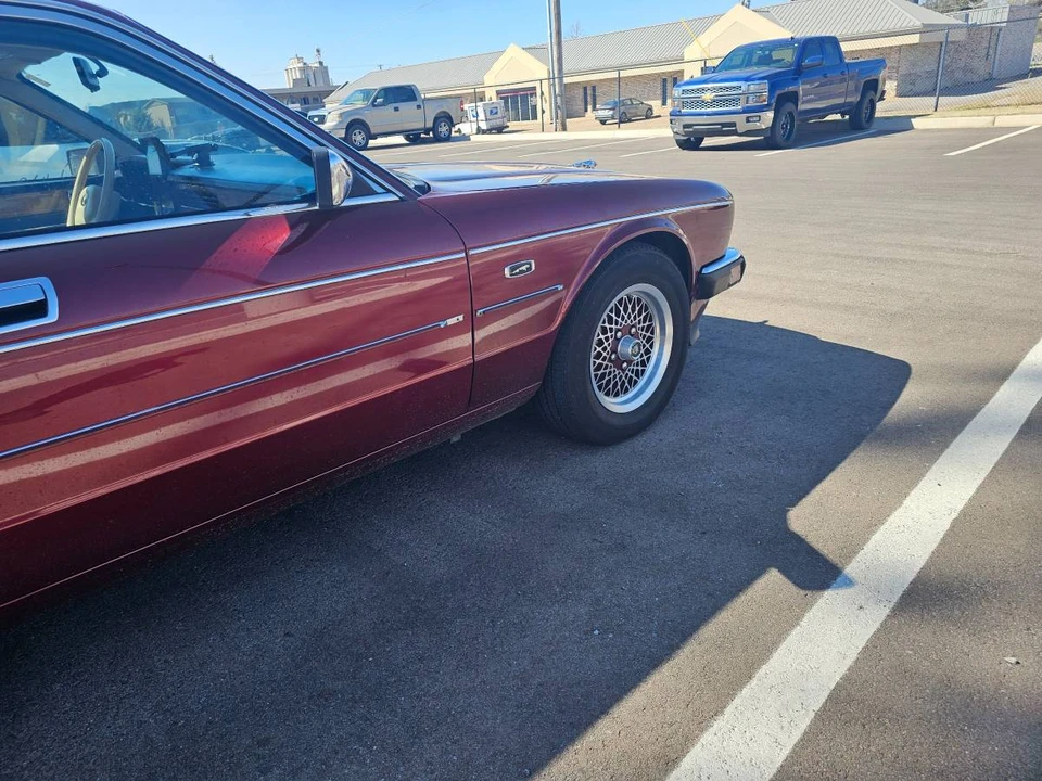 1990 Jaguar XJ40 XJ - Image 17 of 17