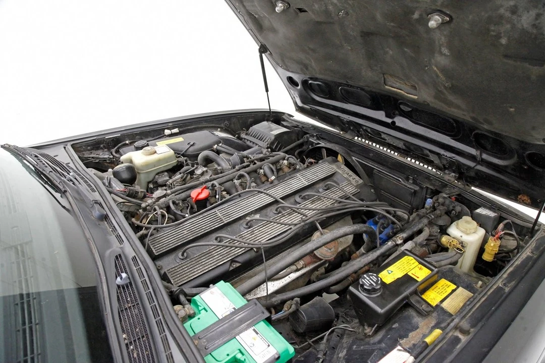 1990 Jaguar XJ40 XJ - Image 13 of 31
