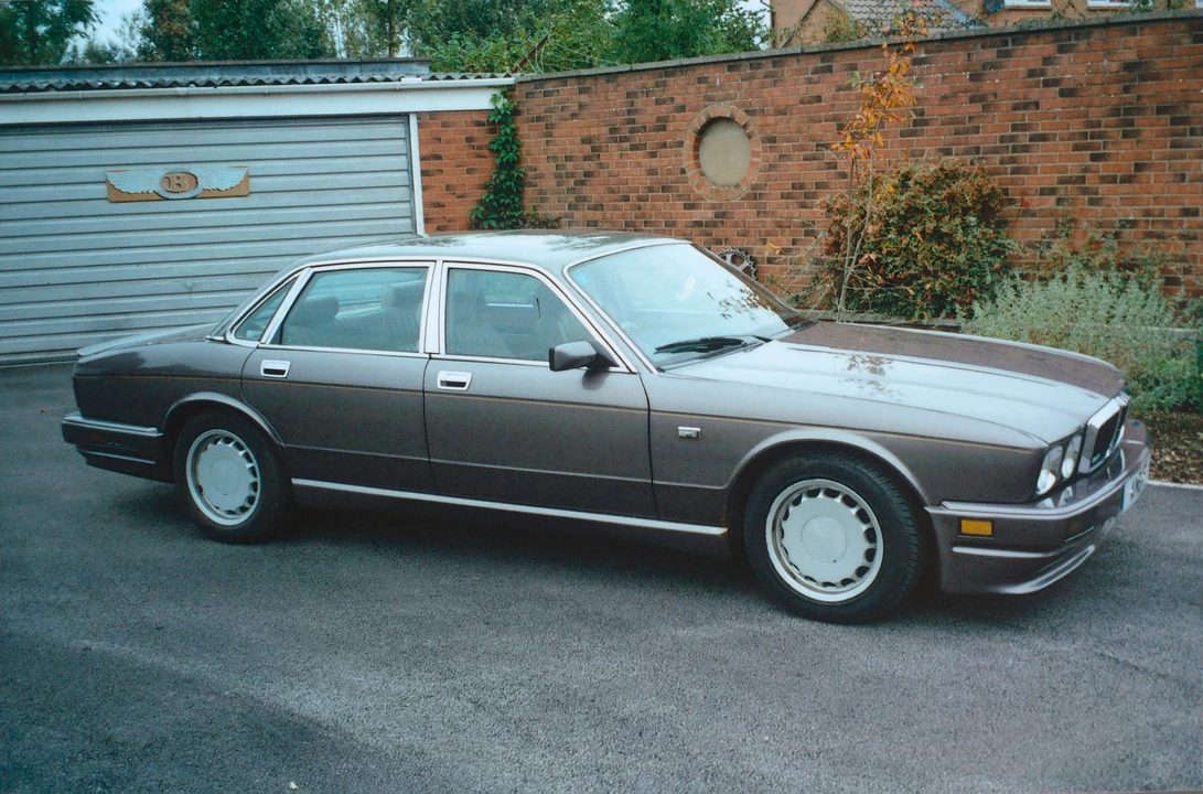 1990 Jaguar XJ40 XJ - Image 2 of 2