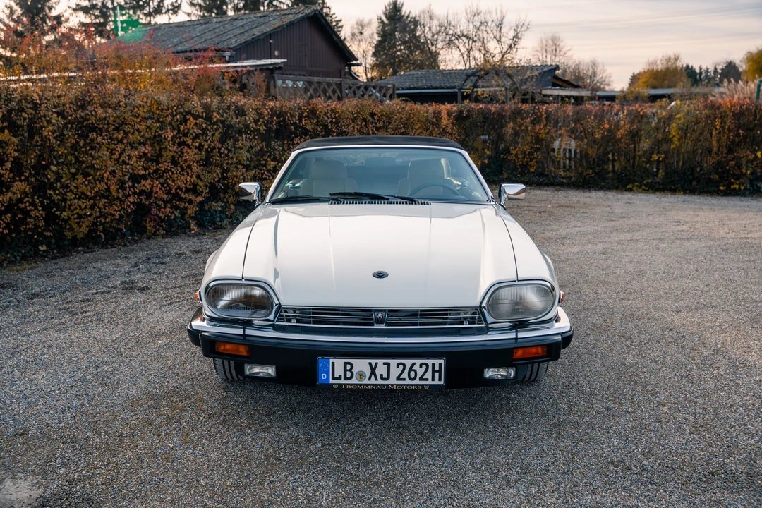 1990 Jaguar XJS Convertible - Image 9 of 31