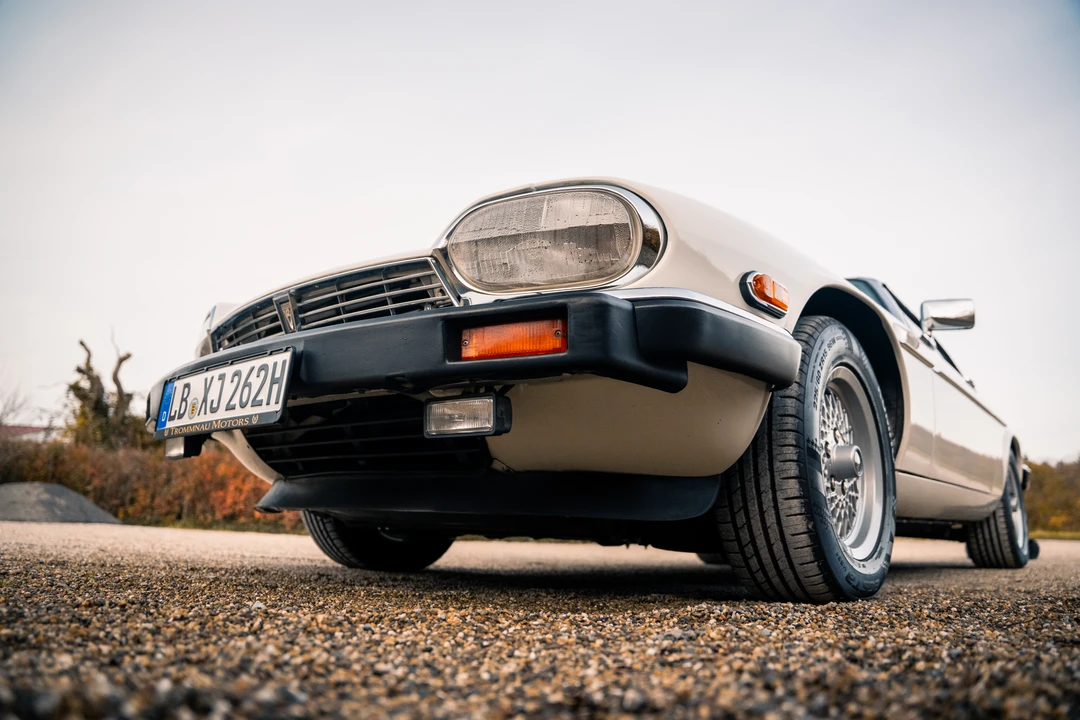 1990 Jaguar XJS Convertible - Image 10 of 31