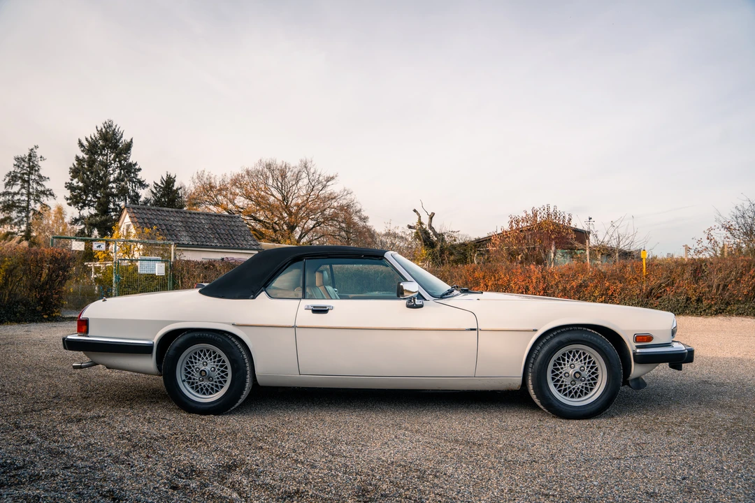 1990 Jaguar XJS Convertible - Image 8 of 31