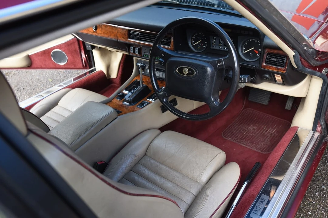 1990 Jaguar XJS Pre-Facelift V12 - Image 25 of 30