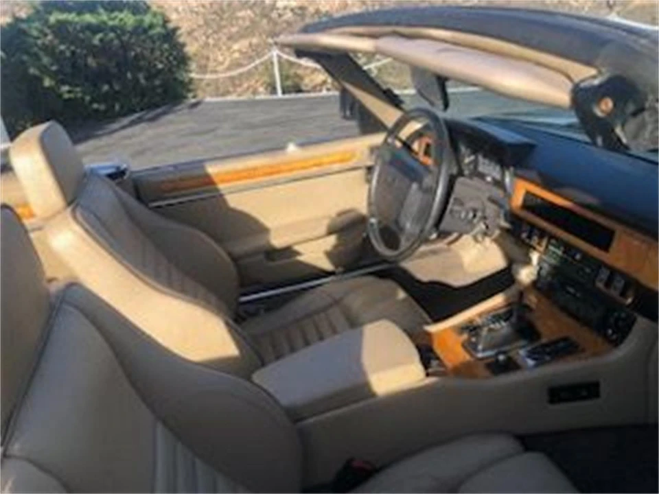 1990 Jaguar XJS - Image 19 of 29