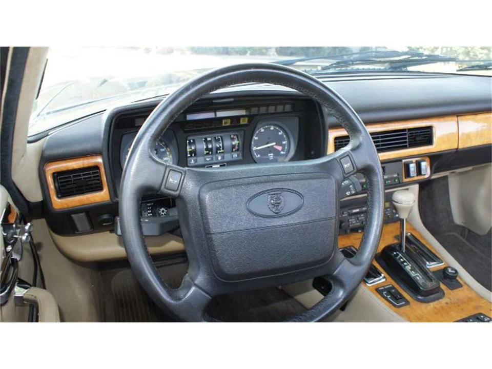 1990 Jaguar XJS - Image 21 of 29