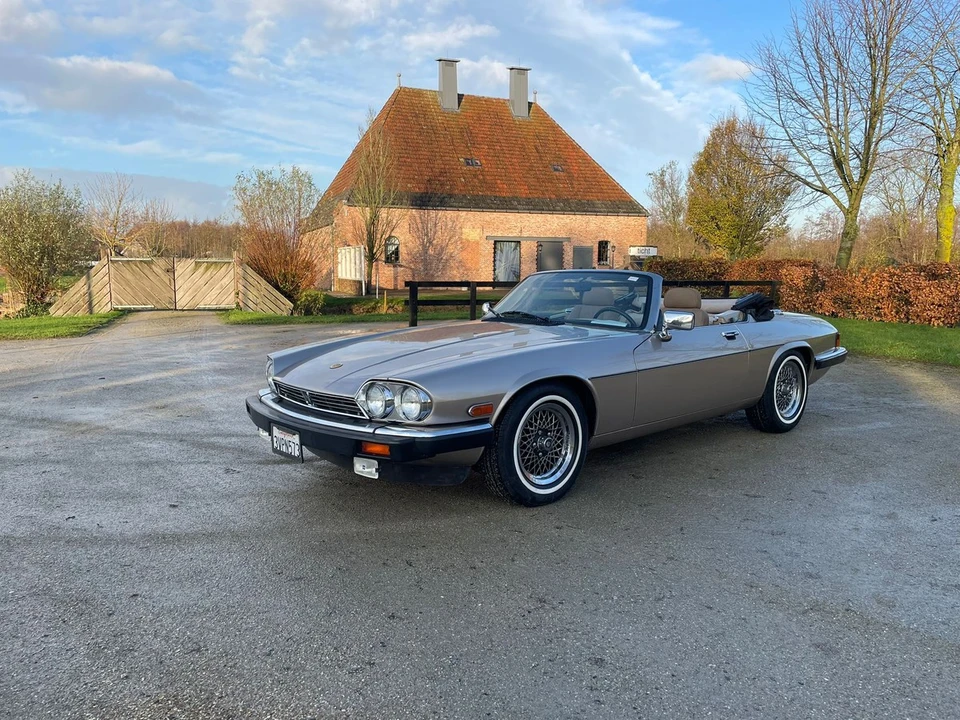 1990 Jaguar XJS Convertible - Image 2 of 30
