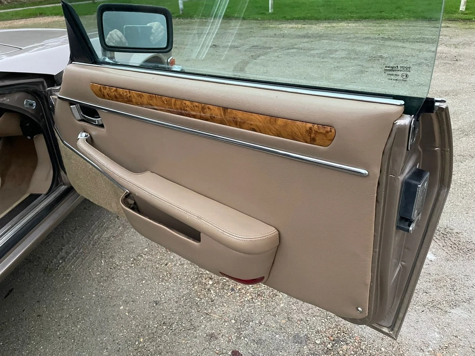 1990 Jaguar XJS Convertible - Image 27 of 30