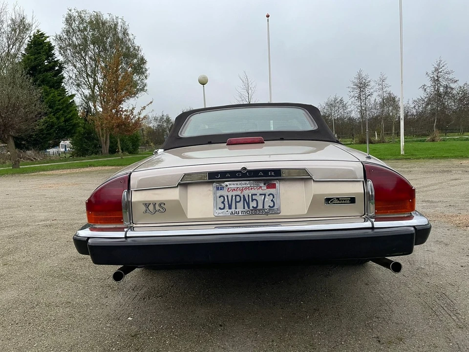 1990 Jaguar XJS Convertible - Image 19 of 30