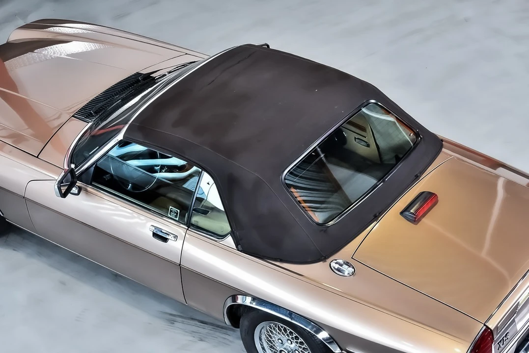 1990 Jaguar XJS Convertible - Image 27 of 30