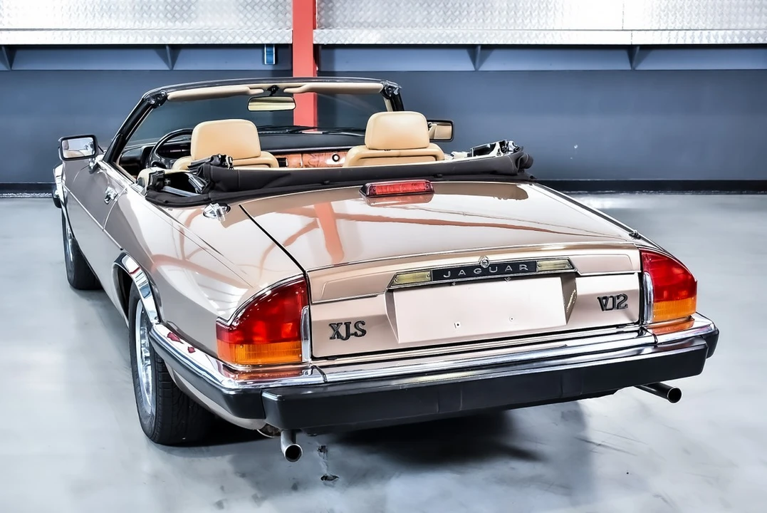 1990 Jaguar XJS Convertible - Image 11 of 30