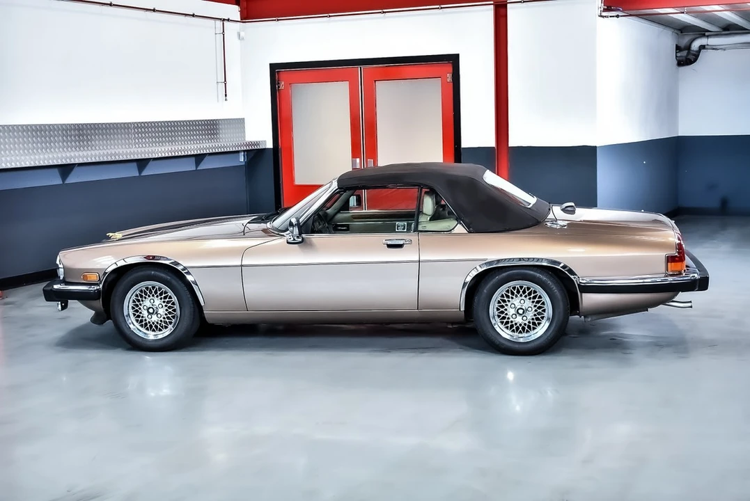 1990 Jaguar XJS Convertible - Image 22 of 30
