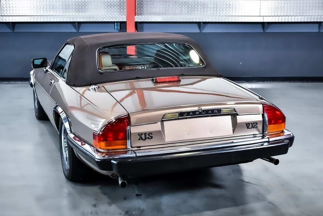 1990 Jaguar XJS Convertible - Image 18 of 30