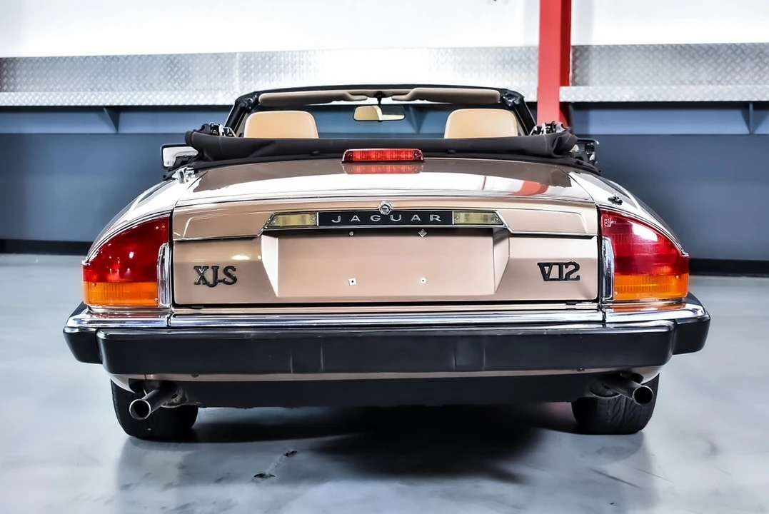 1990 Jaguar XJS Convertible - Image 10 of 30