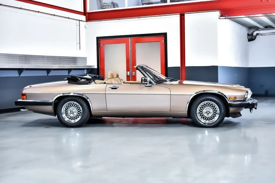 1990 Jaguar XJS Convertible - Image 3 of 30