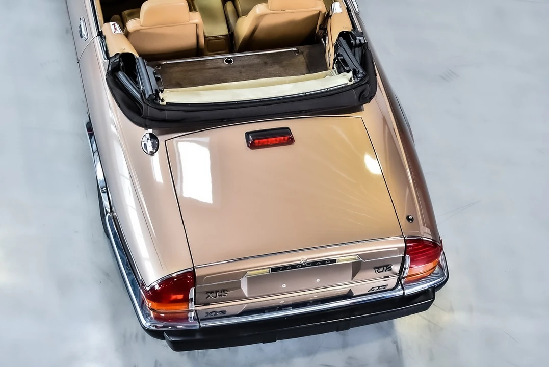 1990 Jaguar XJS Convertible - Image 21 of 30