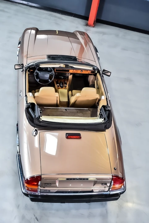 1990 Jaguar XJS Convertible - Image 19 of 30