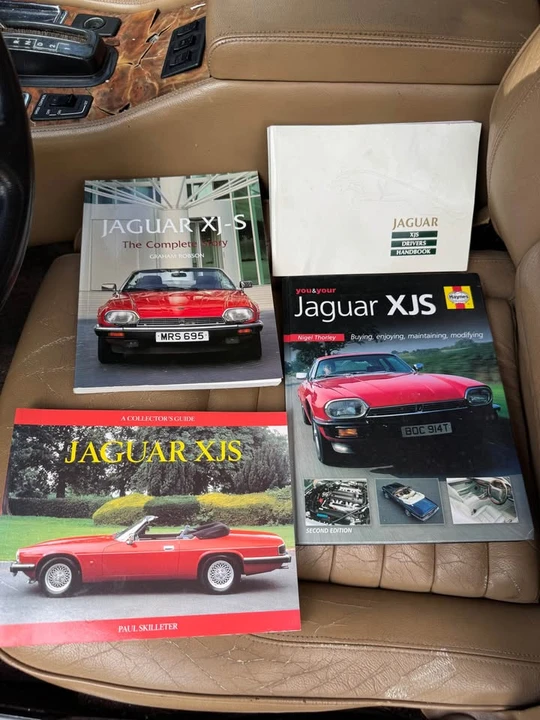 1990 Jaguar XJS Convertible - Image 7 of 11