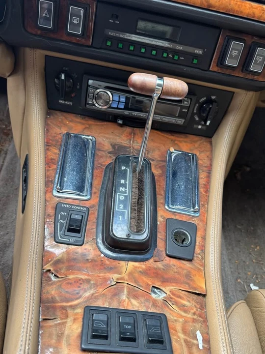 1990 Jaguar XJS Convertible - Image 11 of 11