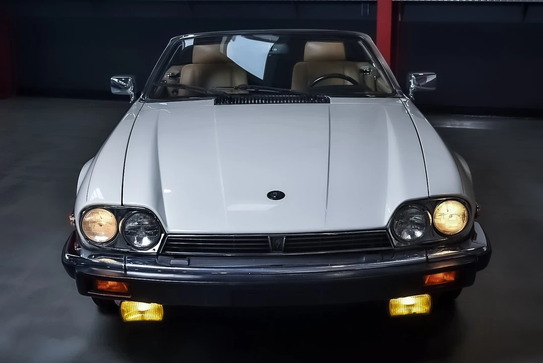 1990 Jaguar XJS Convertible - Image 3 of 30