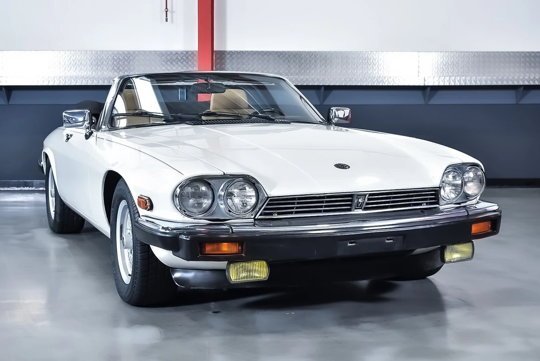 1990 Jaguar XJS Convertible - Image 8 of 30
