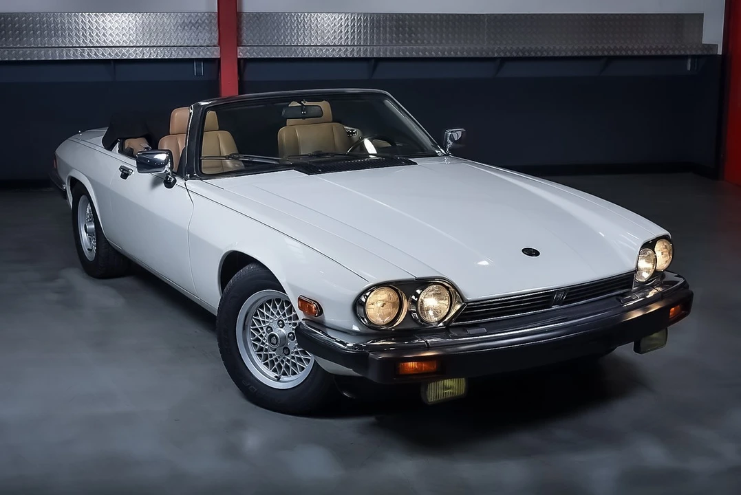 1990 Jaguar XJS Convertible - Image 11 of 30