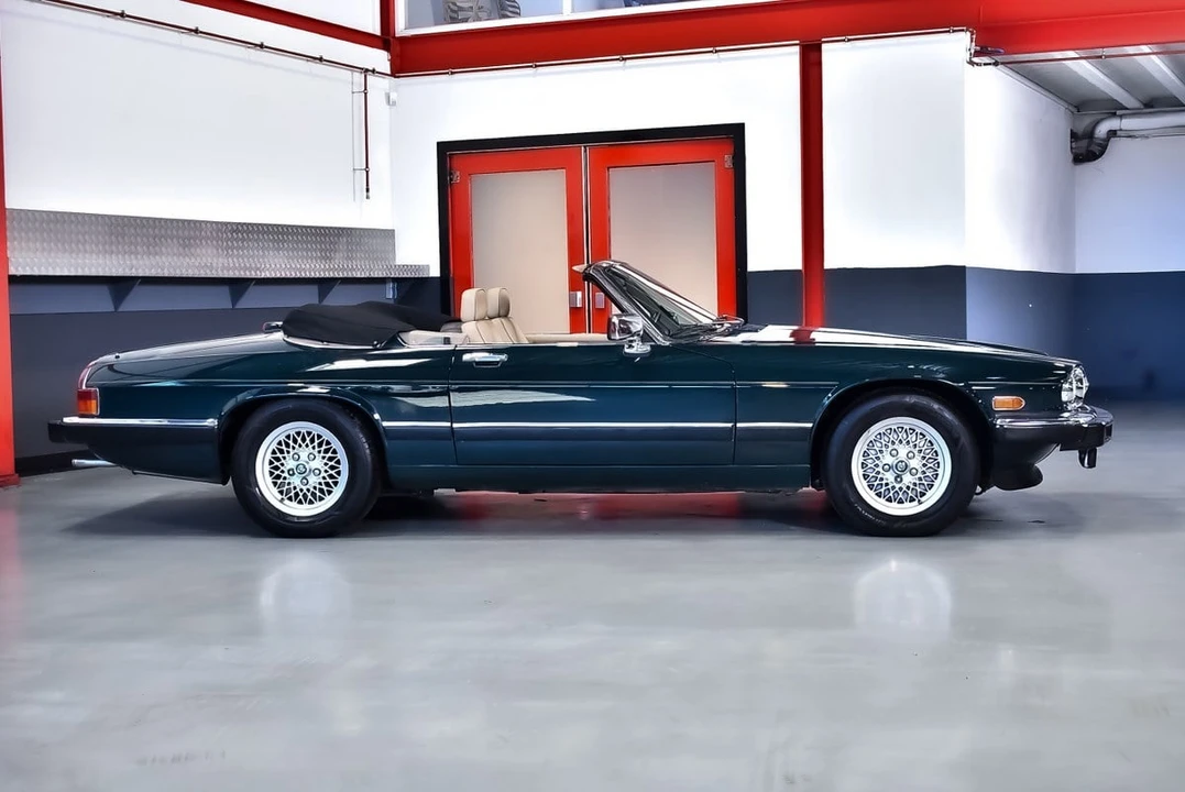 1990 Jaguar XJS Convertible - Image 10 of 31