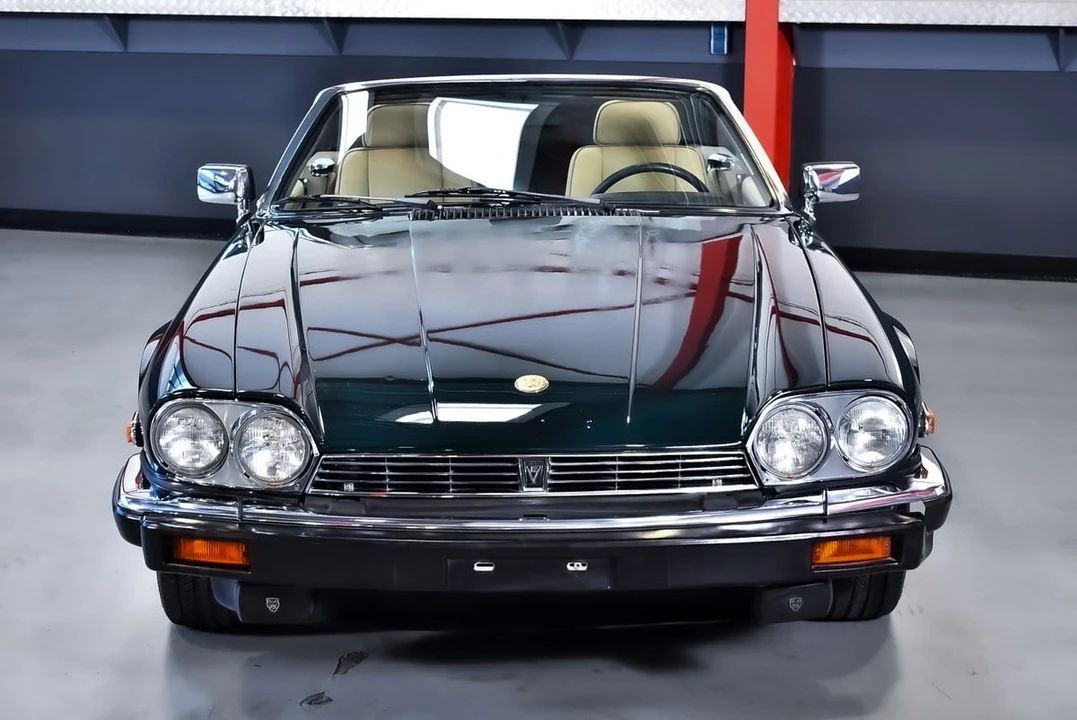 1990 Jaguar XJS Convertible - Image 2 of 31