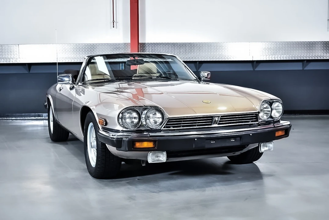 1990 Jaguar XJS Convertible - Image 8 of 30