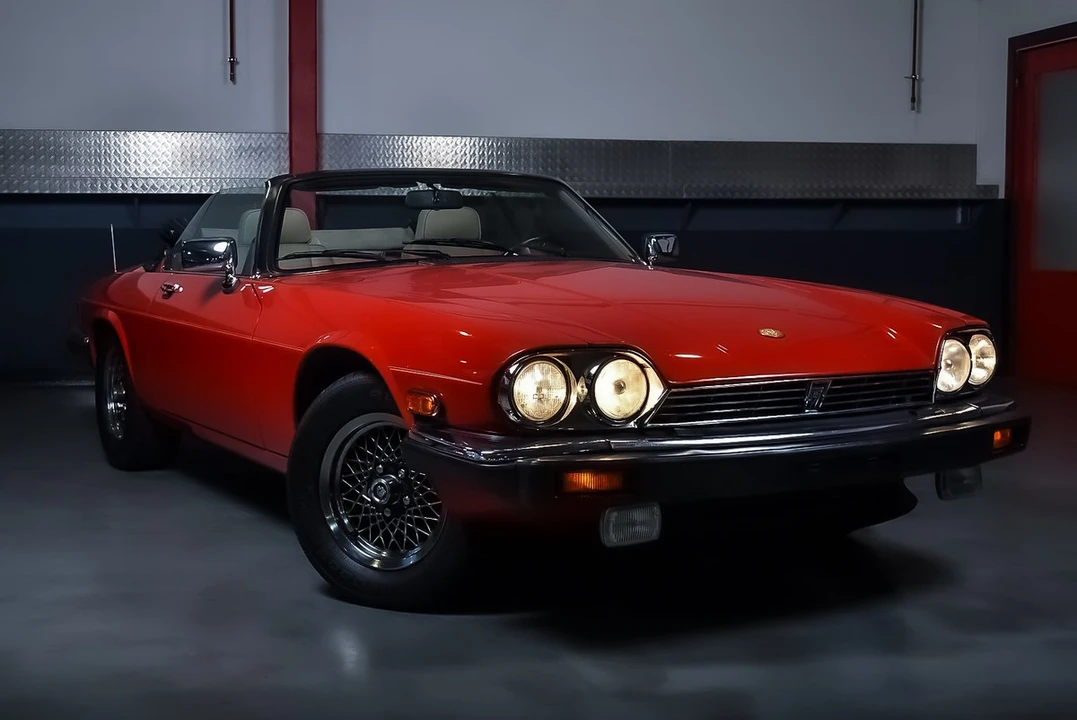 1990 Jaguar XJS Convertible - Image 10 of 30